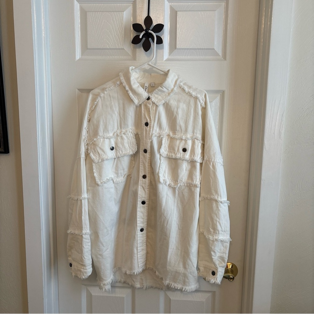 Elan Rock & Roll Cream Fringed Edged Snap Down Long Sleeved Collar Shirt sz Lg